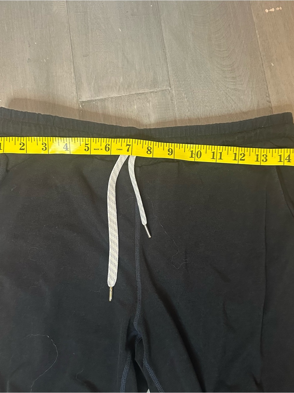 Vuori Women’s Performance Jogger
Core Colors: Black Heather - Picture 11 of 13